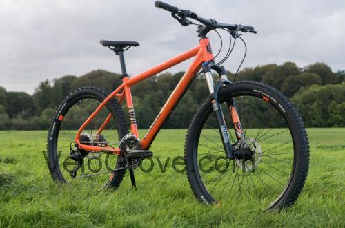 Calibre Two Cubed specs and reviews